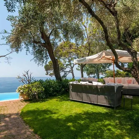 Luxury On Sea Apartment Genoa