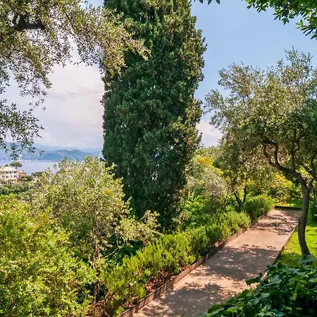Luxury On Sea Apartment Genoa
